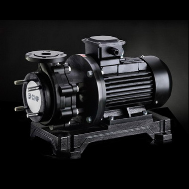 單級臥式氟塑料離心泵，配加長軸電機(jī)，軸向入口和徑向出口，電機(jī)軸與葉輪為直聯(lián)式，過流部件均采用氟塑料（F26、F46）。